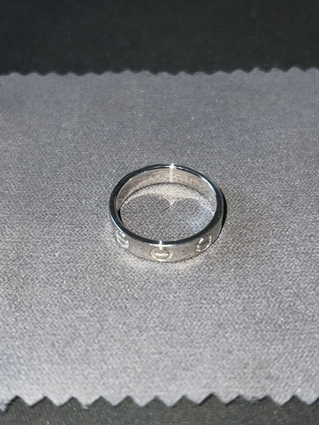 ‘Love’ Ring