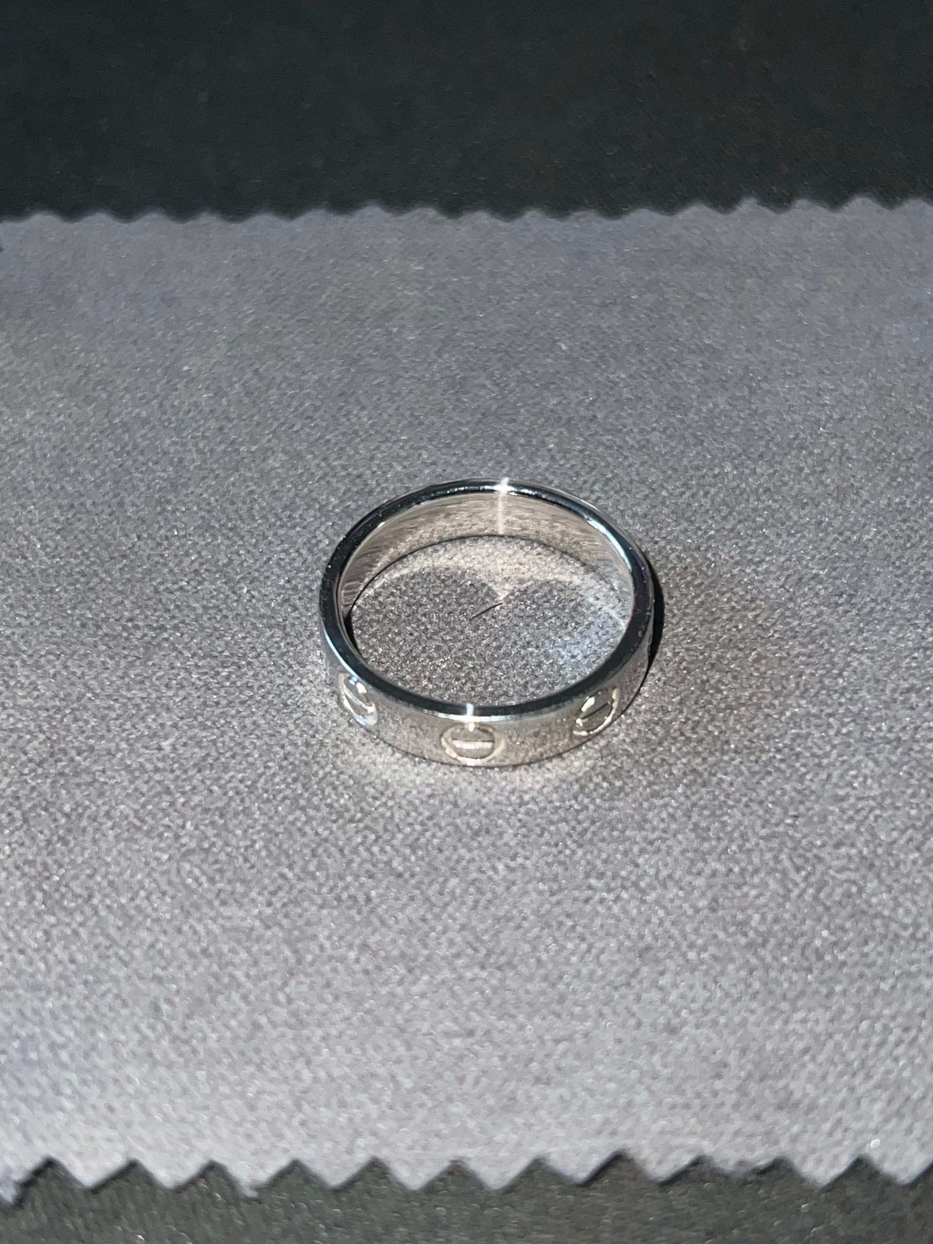 ‘Love’ Ring